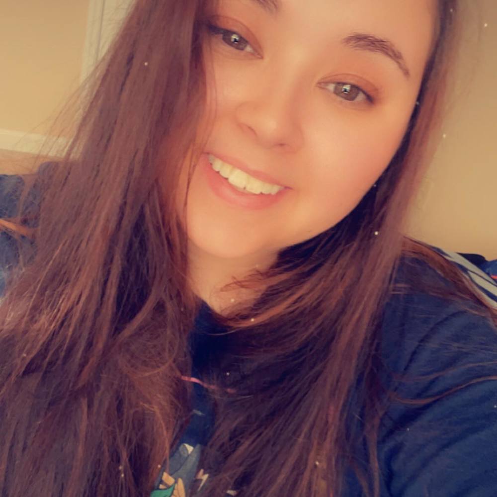 Meet your Posher, Alyssa